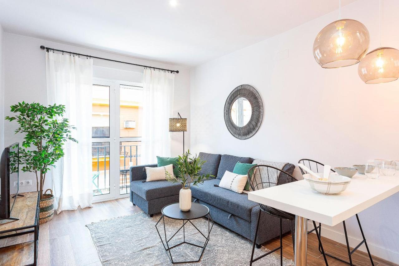Genteel Home Santa Marta เซบีญา ภายนอก รูปภาพ