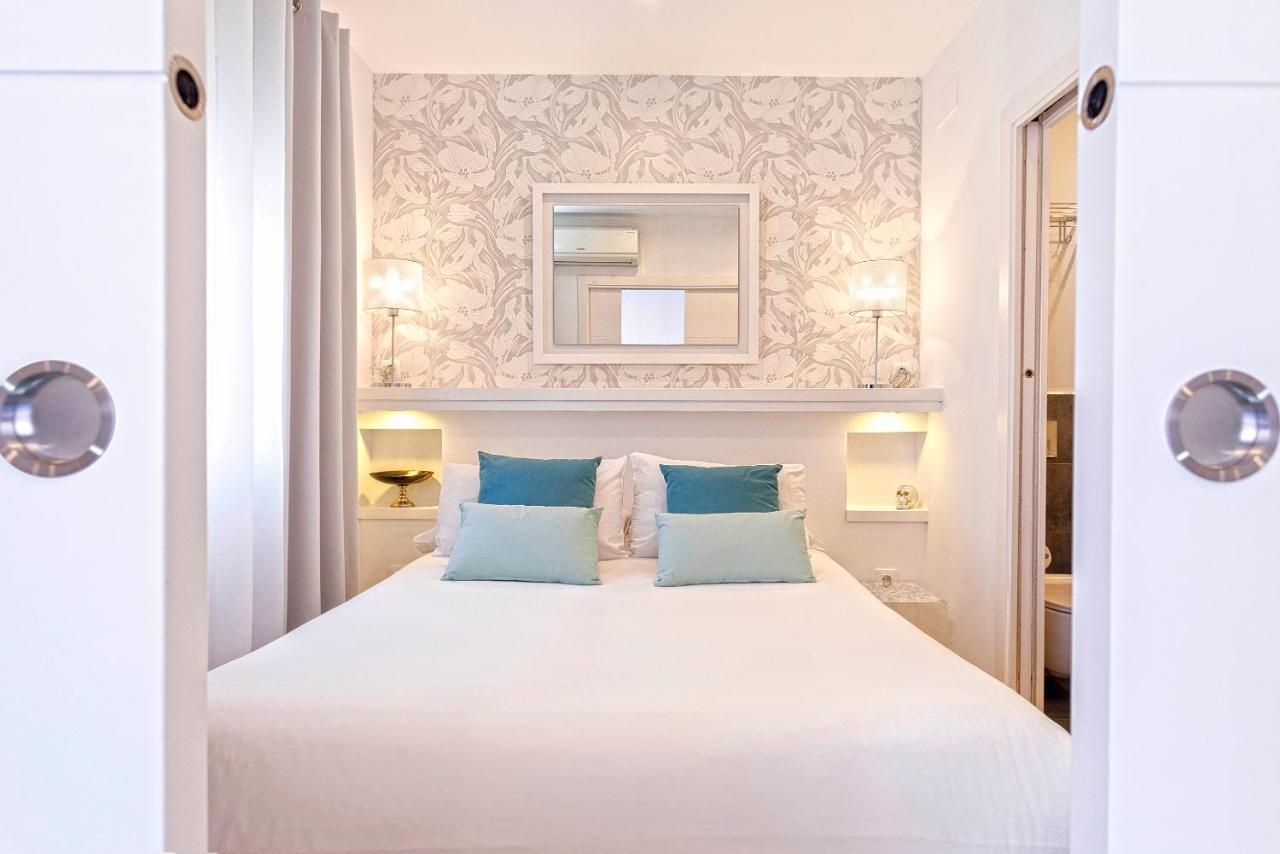 Genteel Home Santa Marta เซบีญา ภายนอก รูปภาพ