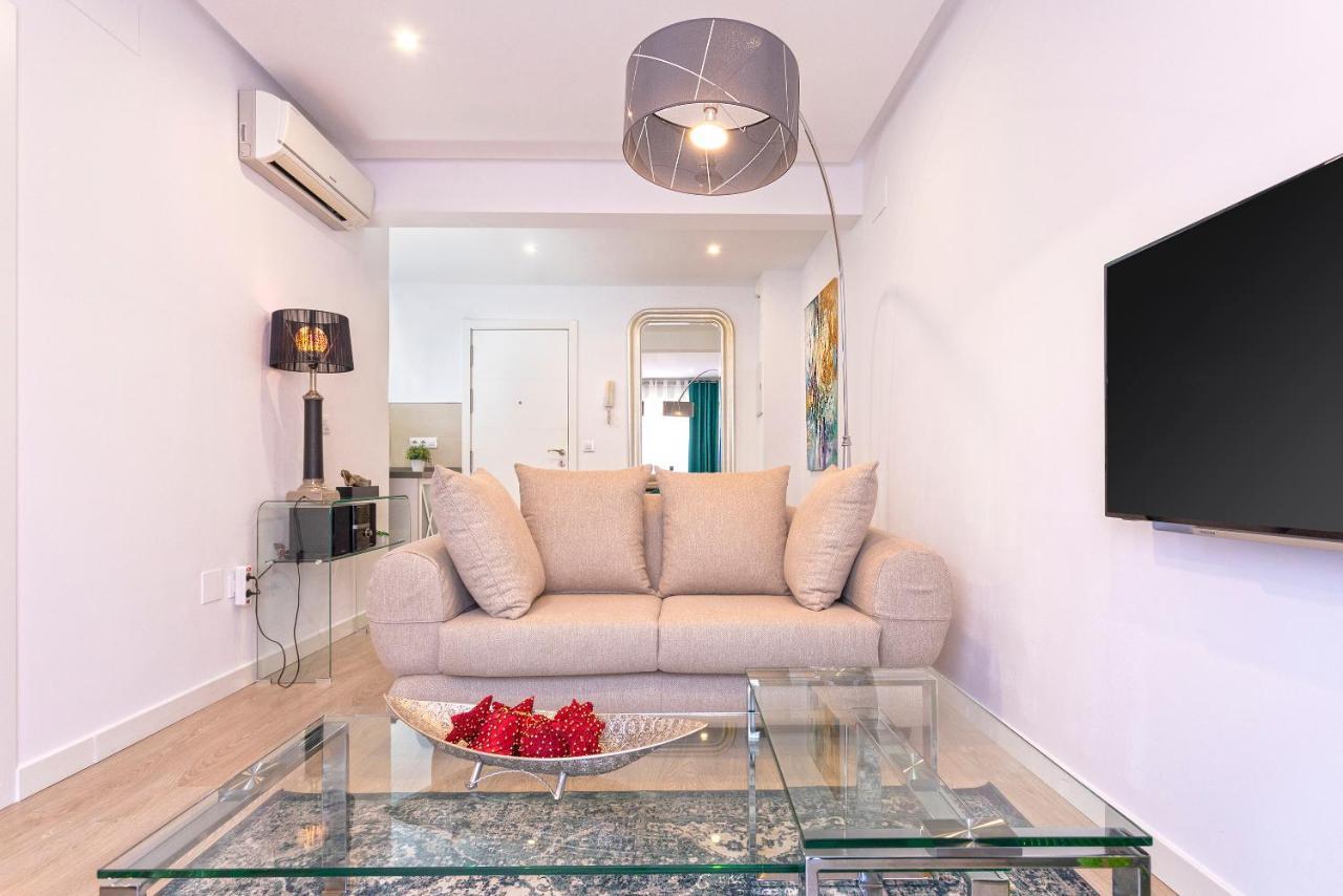 Genteel Home Santa Marta เซบีญา ภายนอก รูปภาพ