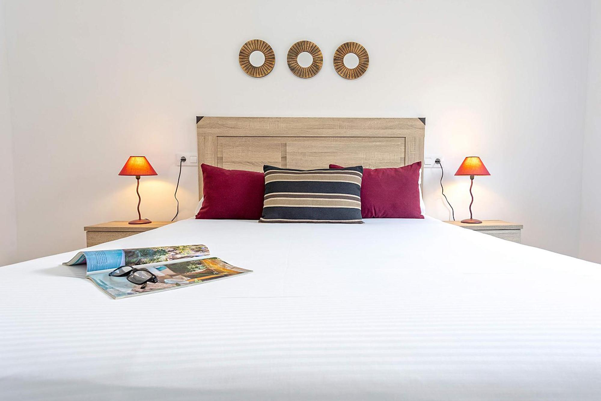 Genteel Home Santa Marta เซบีญา ภายนอก รูปภาพ