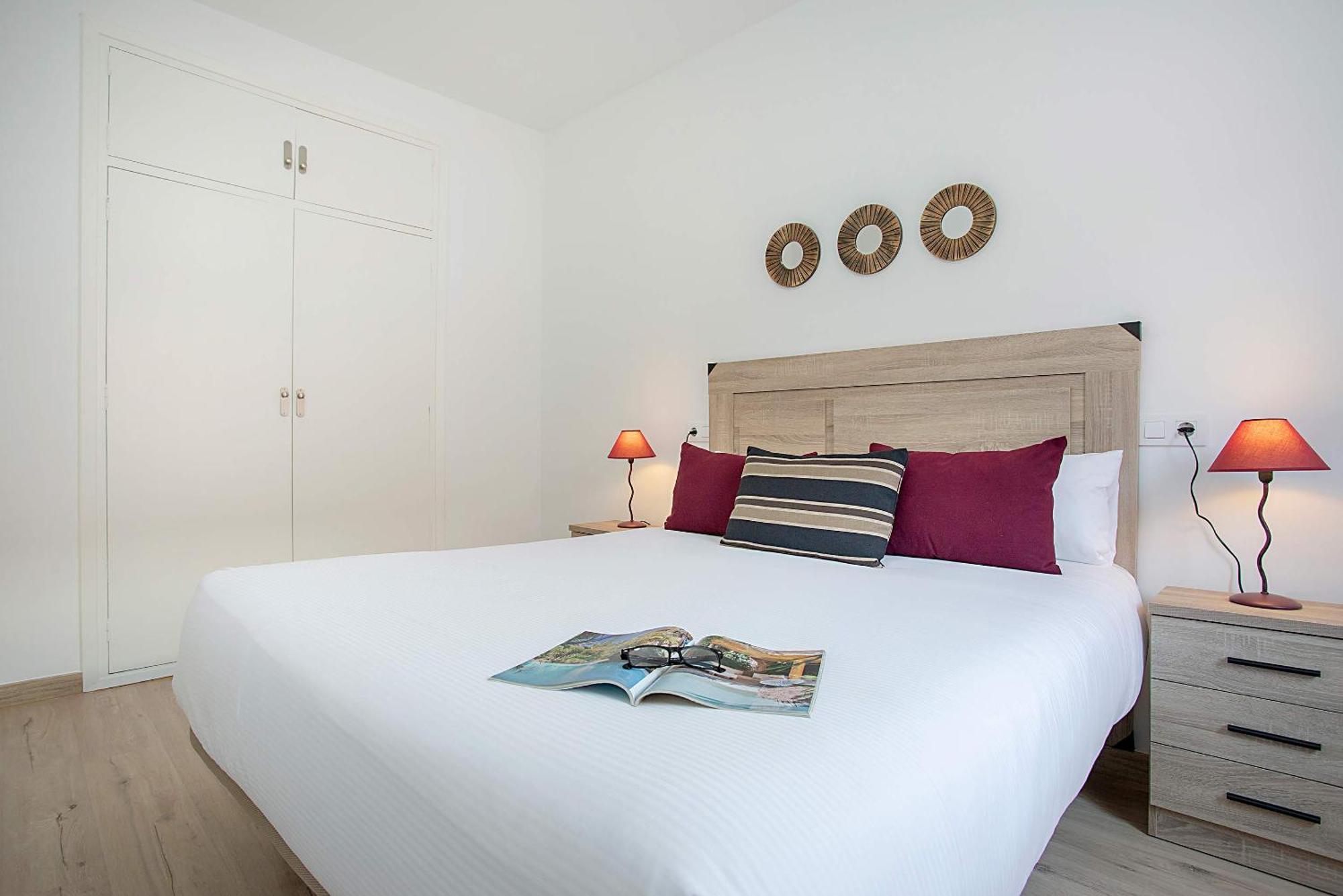 Genteel Home Santa Marta เซบีญา ภายนอก รูปภาพ